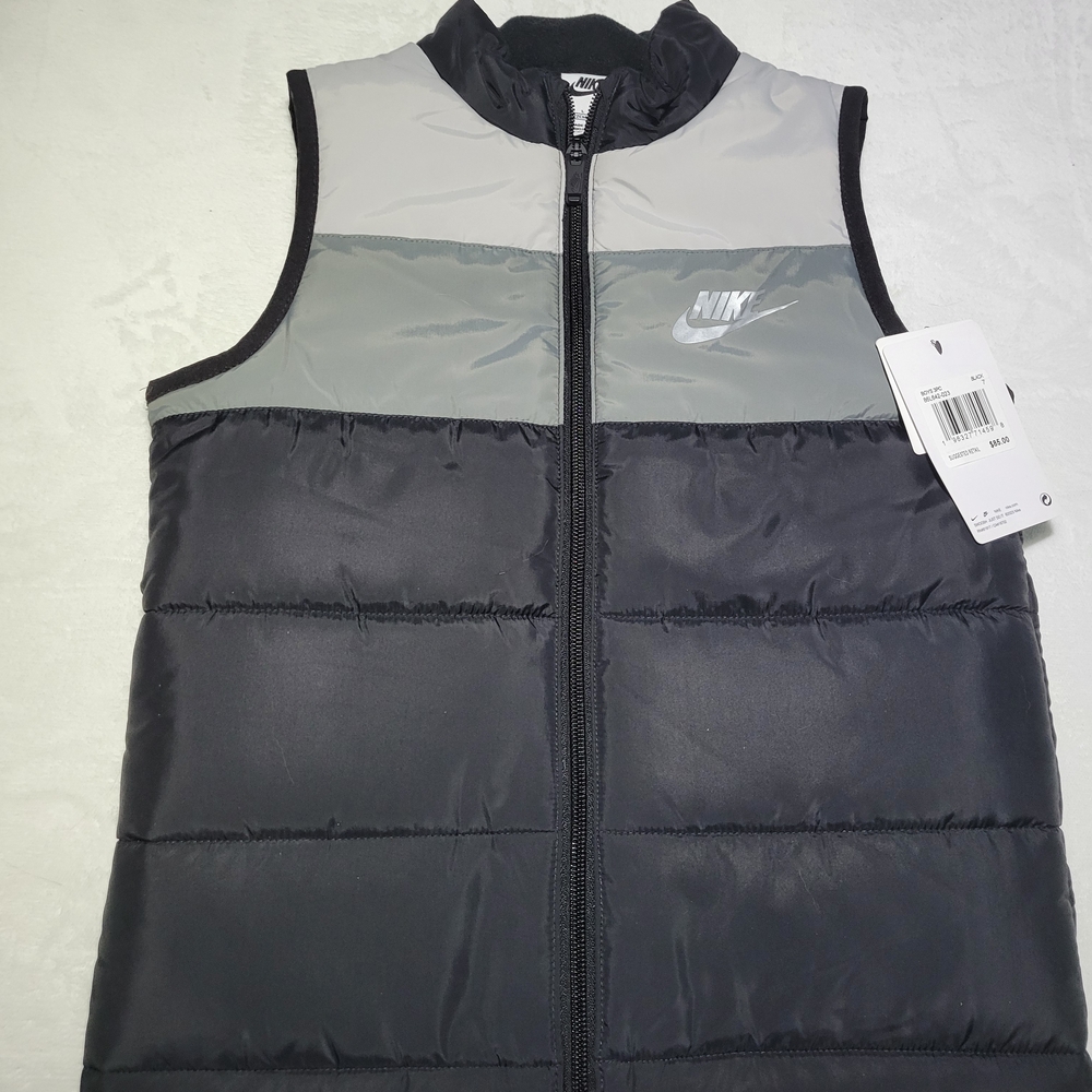 Nike Kids Size 7 Black and Gray Puffer Vest
